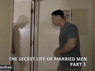 (Bud Harrison, Tobias) - The Secret Life Of Married Men Part 3 - Str8 to Gay - Men.com